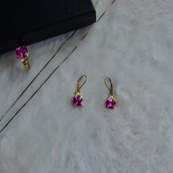 Technibond Sterling Silver Goldtone Necklace Ring & Earrings Ruby Set - Picture 5 of 10